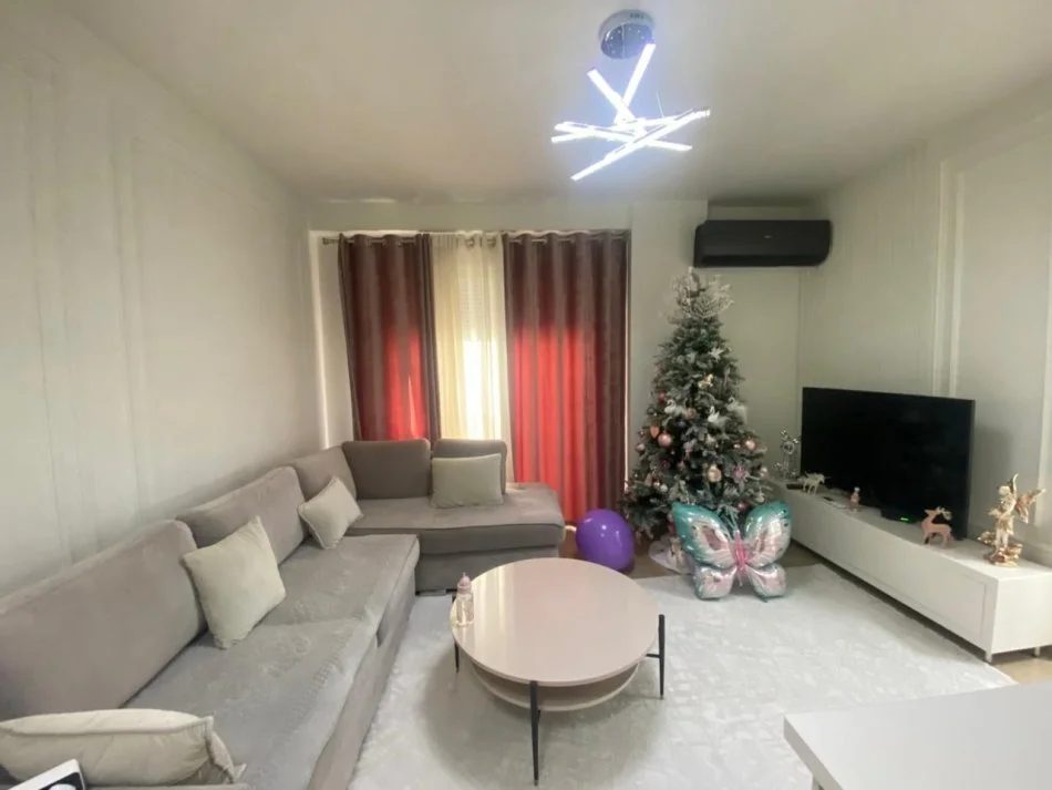 Tirane, shitet 2+1 Kati 2, 105 m² 130.000 € 