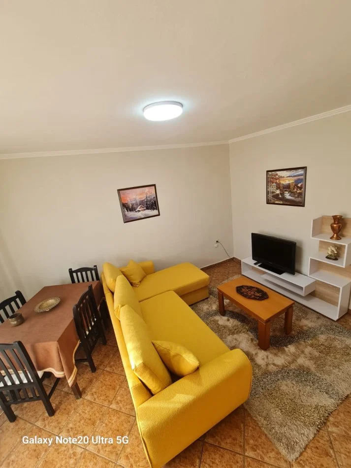 Tirane, jepet me qera apartament 2+1+Aneks+Ballkon Kati 5, 70 m² 550 € (Drejtoria e Higjenes)