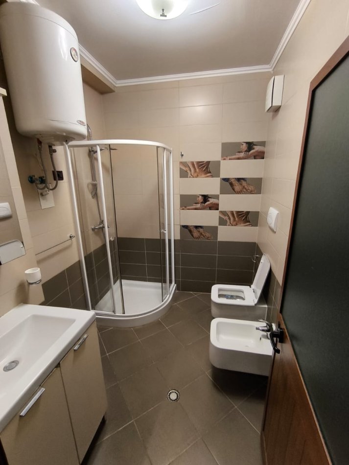 Tirane, shes apartament 2+1+Aneks+Ballkon , 124 m² 406.900 € (Rruga Marko Boçari)