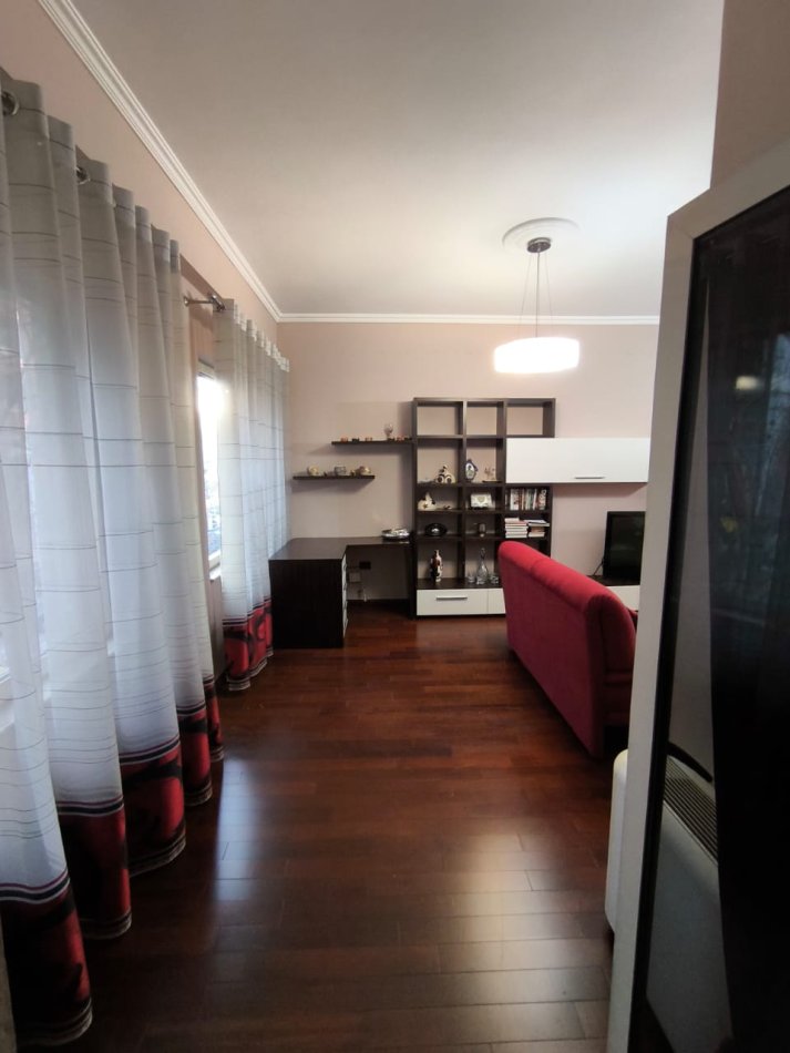 Tirane, shes apartament 2+1+Aneks+Ballkon , 124 m² 406.900 € (Rruga Marko Boçari)