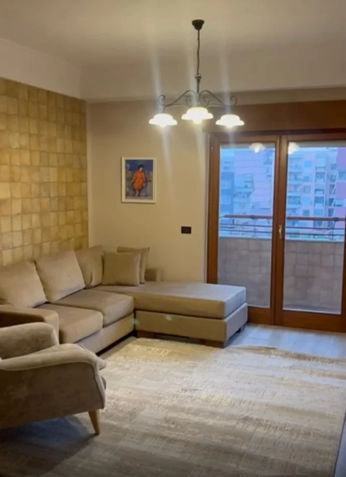 Tirane, shitet apartament 1+1+Garsioner, Kati 7, 112 m² 350.000 € (Pranë 9-Katshet, Qendër Tiranës.)