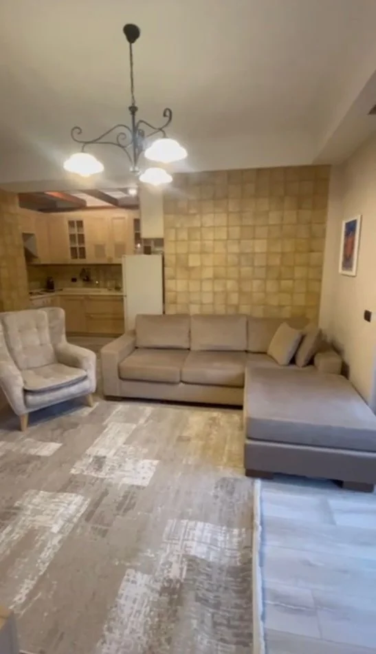 Tirane, shitet apartament 1+1+Garsioner, Kati 7, 112 m² 350.000 € (Pranë 9-Katshet, Qendër Tiranës.)