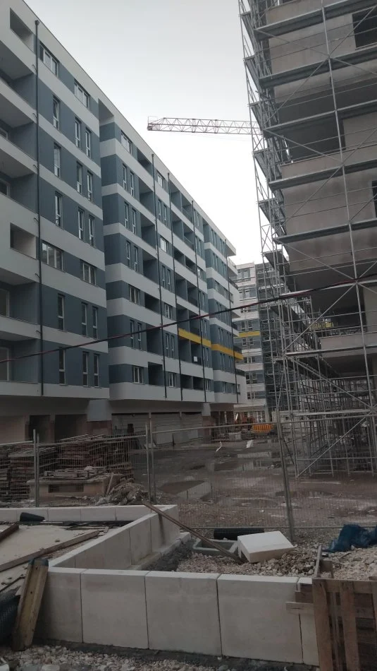 Tirane, jepet me qera apartament 1+1+Ballkon Kati 4, 56 m² 67.000 € (Univers City)