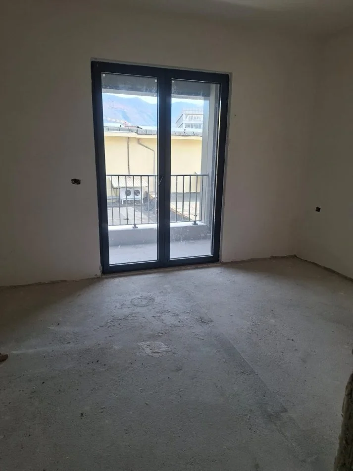 Shitet apartament 1+1  Bulevardi i Ri  144,000 €
