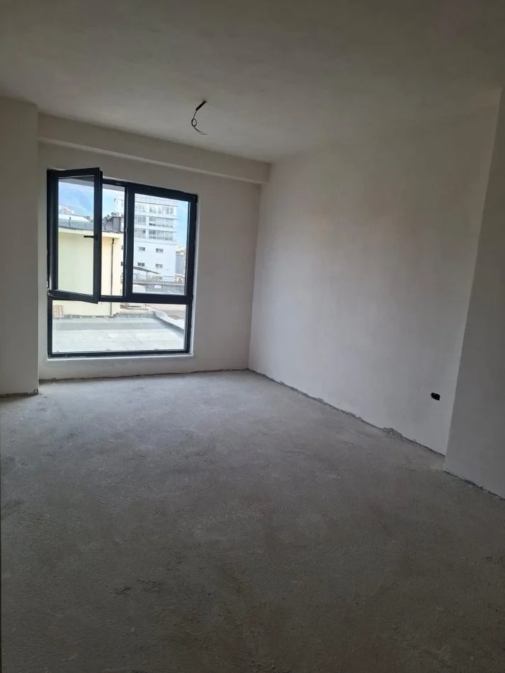 Shitet apartament 1+1  Bulevardi i Ri  144,000 €