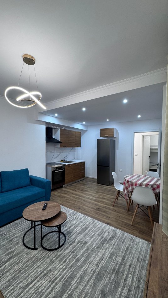 Tirane, shitet apartament 2+1+Aneks+Ballkon Kati 5, 64 m² 139.000 € (Rruga Eshref Frashëri)