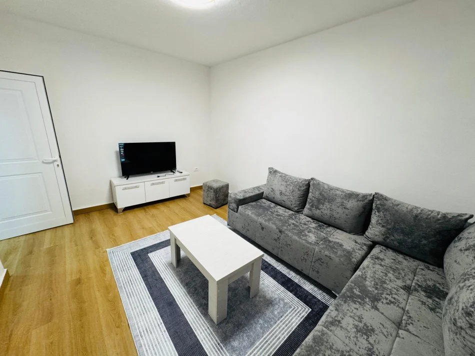 Shkoder, shitet apartament 2+1+Ballkon , 75 m² 88.000 € 
