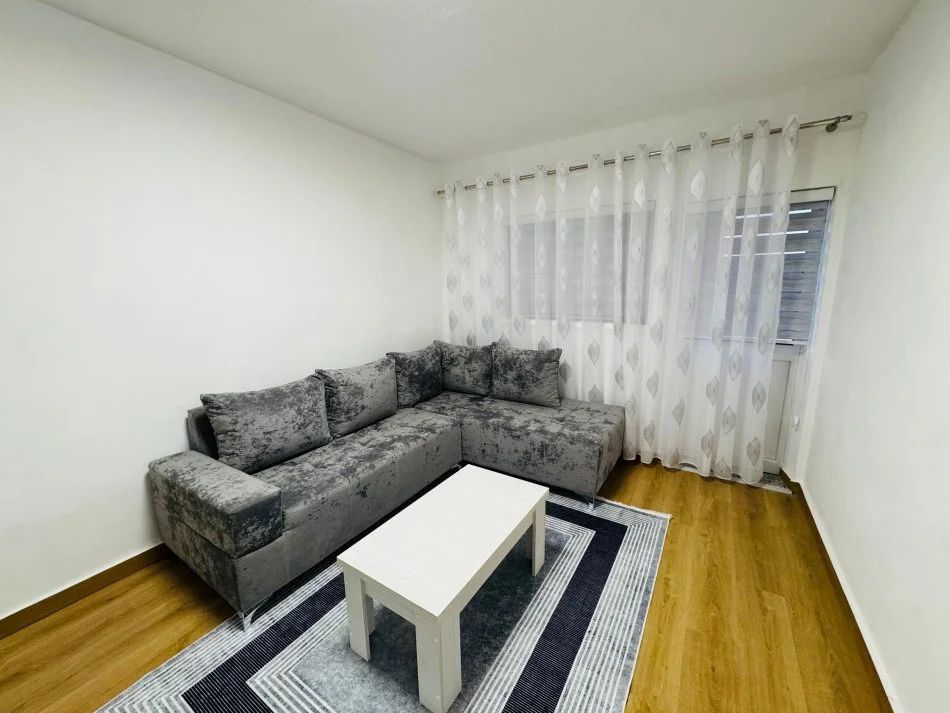 Shkoder, shitet apartament 2+1+Ballkon , 75 m² 88.000 € 