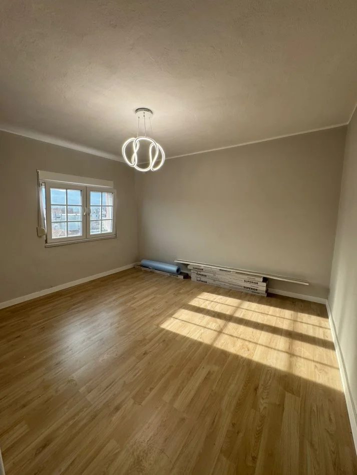 Shkoder, shitet 1+1+Ballkon Kati 5, 57 m² 64.500 € 