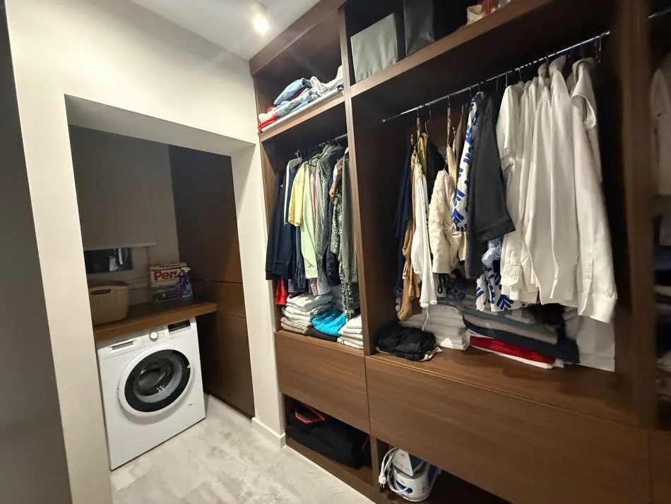 Tirane, shitet apartament 1+1 Kati 4, 82 m² 199.000 € (Shushica te Stadiumi Dinamo)