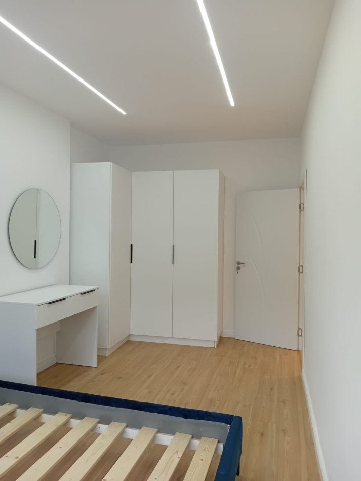 Vlore, shitet apartament 2+1+Ballkon Kati 9, 230.000 € 
