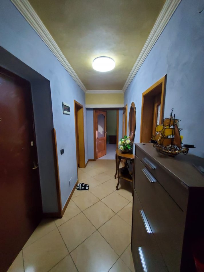 Tirane, shitet apartament 3+1 Kati 2, 110 m² (Myslym Shyri)