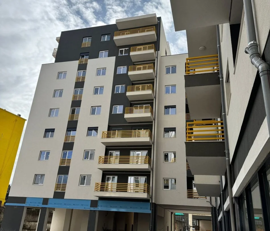 Tirane, shitet apartament 1+1 Kati 6, 70 m² 130.000 € (Zogu I Zi)