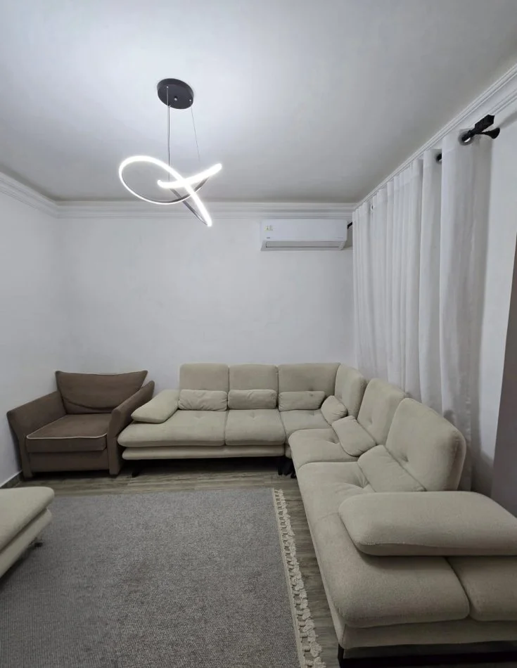 Tirane, shitet apartament 1+1 Kati 6, 67 m² 138.000 € (Rruga e Kavajes)