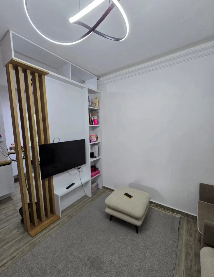 Tirane, shitet apartament 1+1 Kati 6, 67 m² 138.000 € (Rruga e Kavajes)