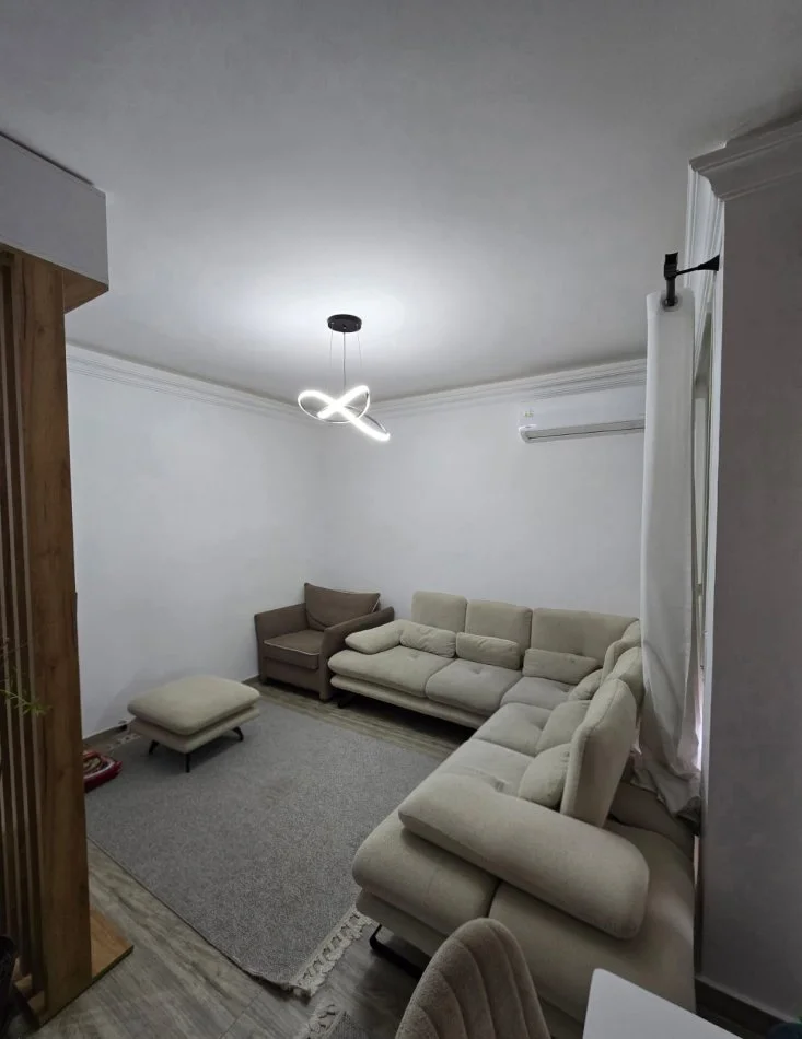 Tirane, shitet apartament 1+1 Kati 6, 67 m² 138.000 € (Rruga e Kavajes)