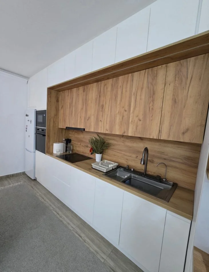Tirane, shitet apartament 1+1 Kati 6, 67 m² 138.000 € (Rruga e Kavajes)