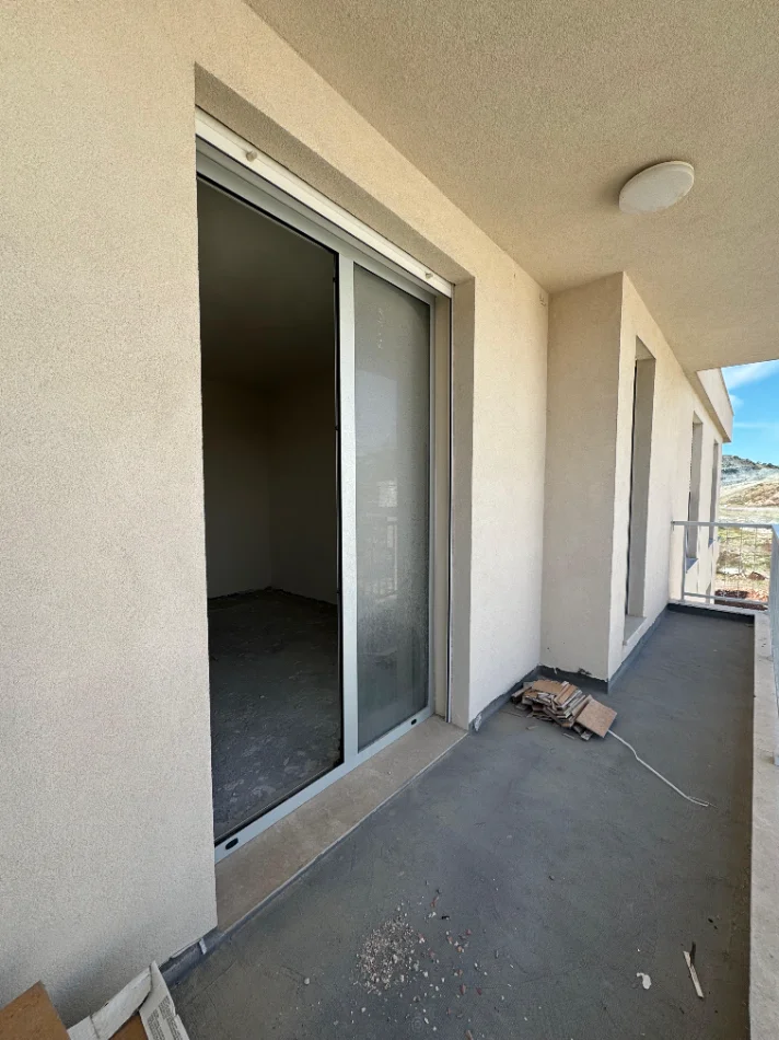 Durres, shitet apartament 2+1 Kati 4, 134 m² 335.001 € (Currila)