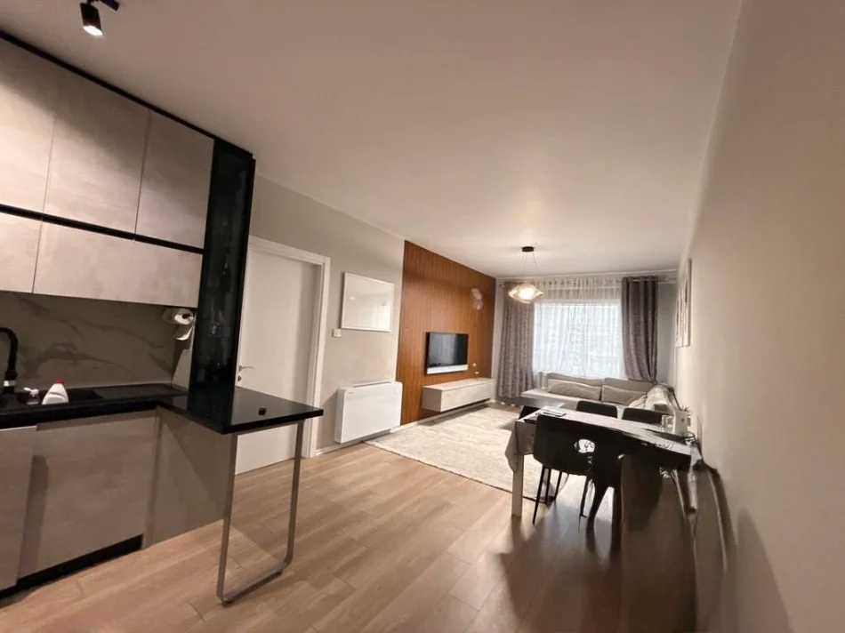 Tirane, shitet apartament 2+1+Ballkon Kati 4, 112 m² 230.000 € (Yzberisht)