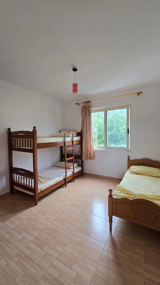 Shqiperi, shitet apartament 2+1+Ballkon Kati 2, 90 m² 135.000 € 