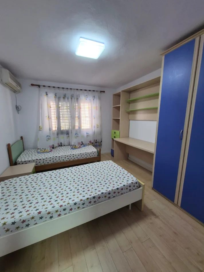 Shitet 2+1+ballkon, 189.900 Shkolla Baletit (Rruga Pjeter Budi)