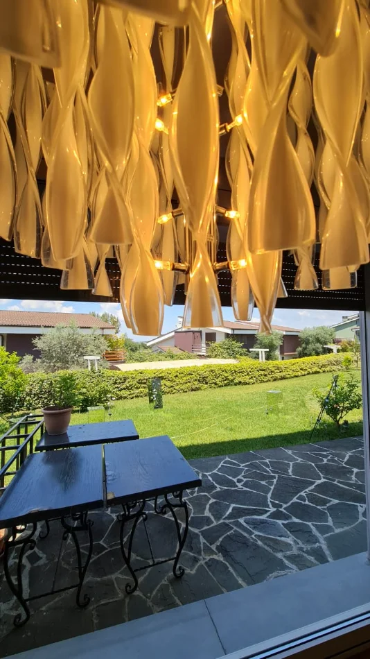 Vilë për shitje – Long Hill 1, pranë TEG