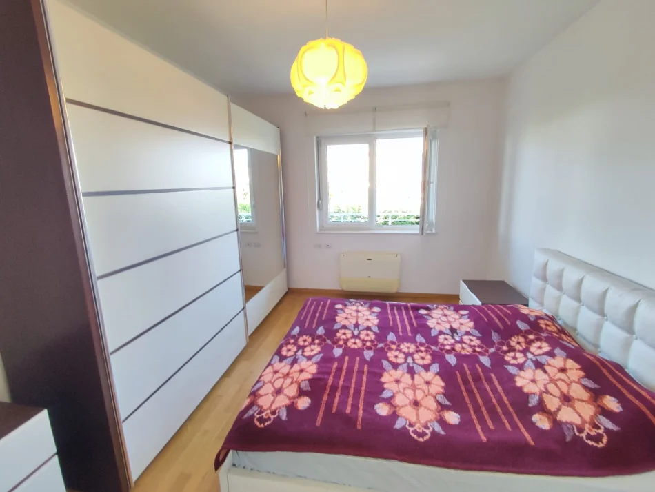 Jepet me qera apartament 2+1+Aneks+Ballkon Kati 2, 112 m² 899 € The Touch of Sun  (Rruga Ibrahim Shalqizi)