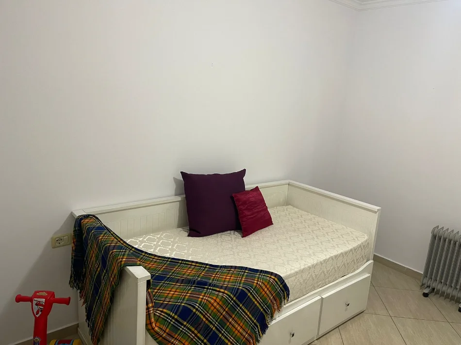 Tirane, shitet apartament 2+1 , 91 m² (Filip Jano)