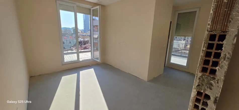 Tirane, shitet apartament+verande | Penthouse 2+1+Aneks+Ballkon Kati 4, 142 m² 