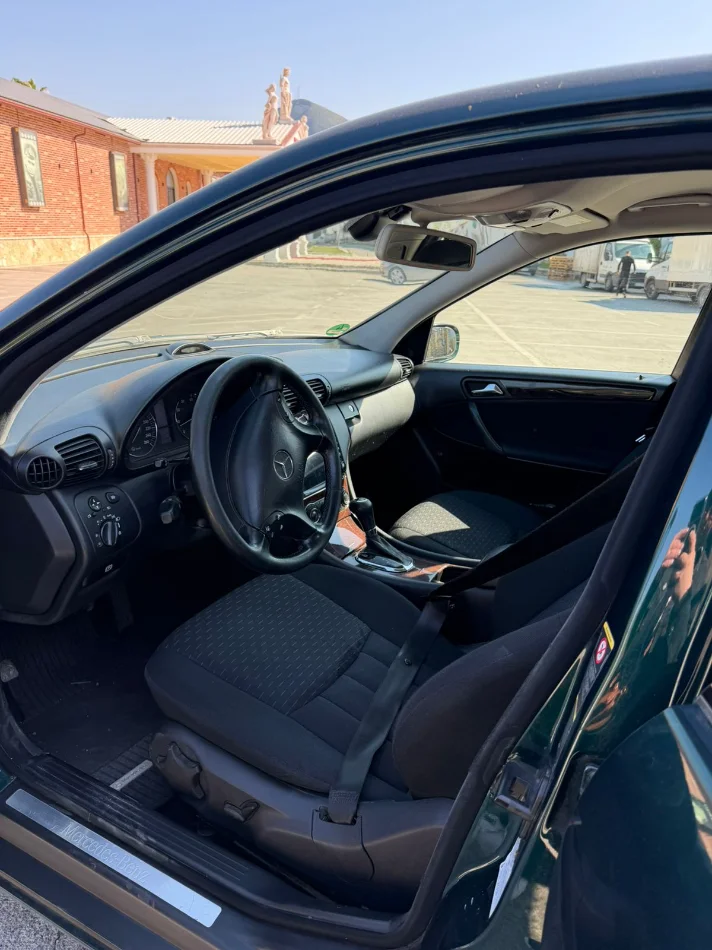 Elbasan, shes makine | veture Benzin+Gaz, ulliri automatik Kondicioner 21.700 km 6.000 €