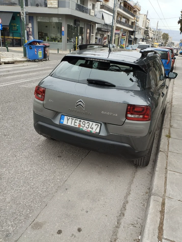 Greqi, shes makine Citroën C4 Cactus 2016 – 1.6 BlueHDi Diesel Euro 6 Nafte, gri e erret manuale Kondicioner 145.000 km