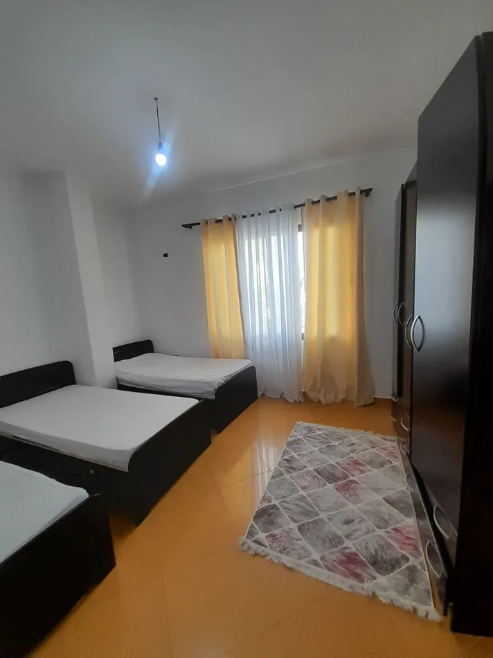 Tirane, jepet me qera Banese 1+1 Kati 3, 70 m², Cmimi 43.000 Leke te Reja, (Prane Inxhinjerise se Ndertimit, 21 Dhjetori, Tirane.)