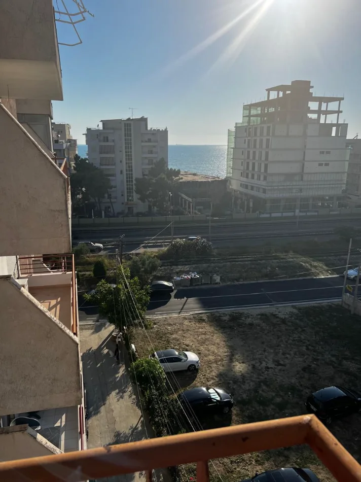 Durres, shitet apartament 1+1+Ballkon Kati 4, 75 m² 