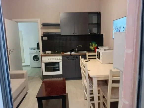 Tirane, jepet me qera apartament 1+1+Ballkon Kati 1, 45 m² 500 € (BLLOK)