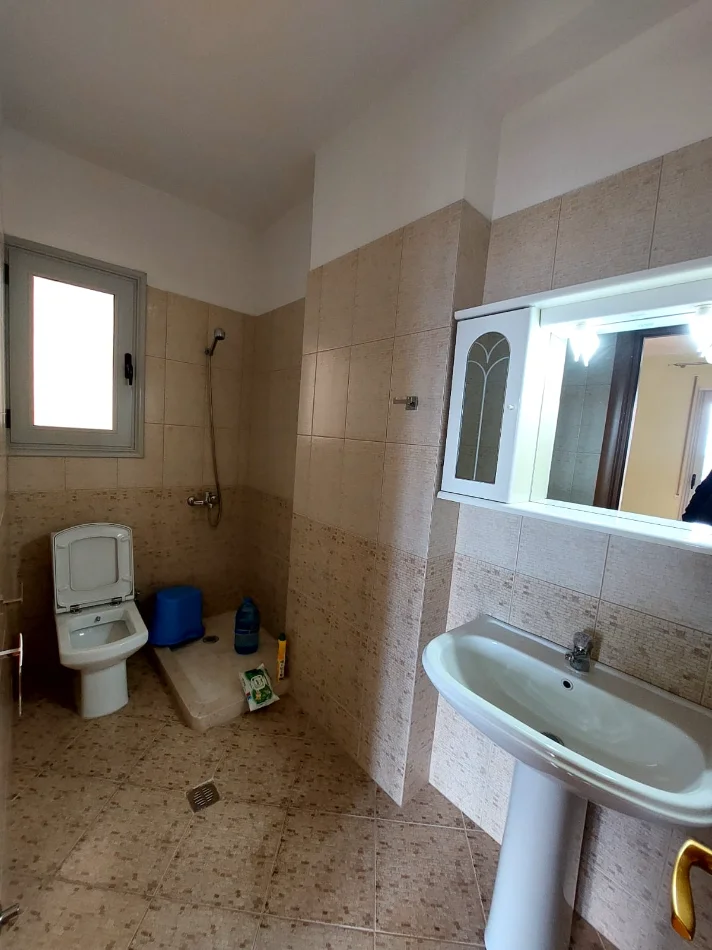 Vlore, shitet apartament 2+1 Kati 7, 119 m² 180.000 € 