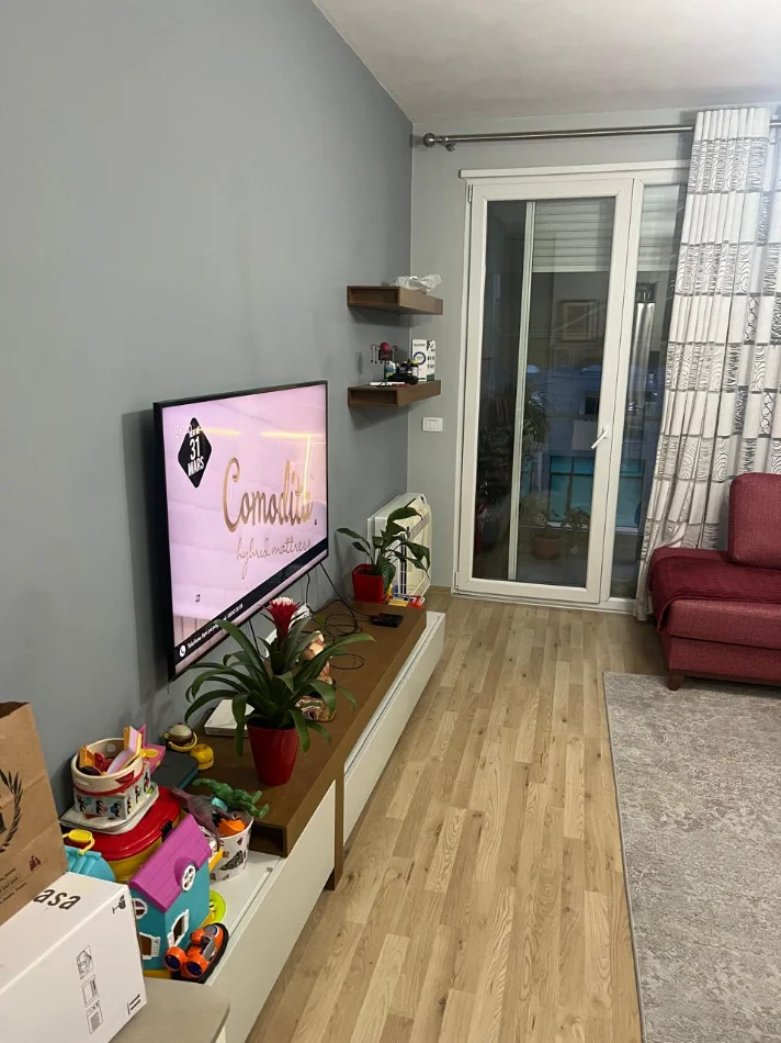 Tirane, jap me qera apartament 1+1 Kati 2, 60 m² 550 € (Don bosko)