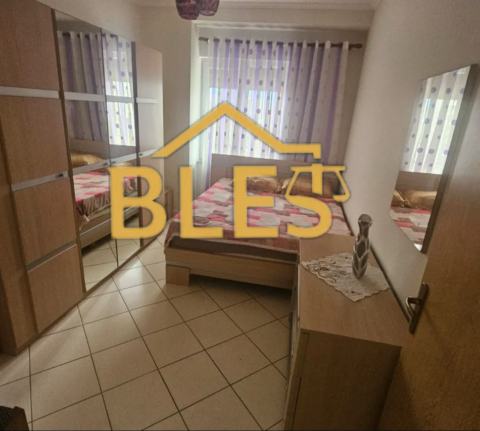Tirane, jepet me qera apartament 2+1 Kati 5, 100 m² 500 € (Te Famed ne Astir)