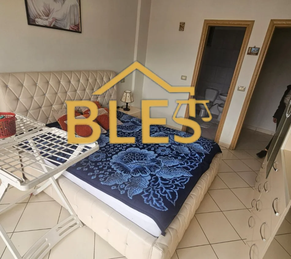 Tirane, jepet me qera apartament 2+1 Kati 5, 100 m² 500 € (Te Famed ne Astir)