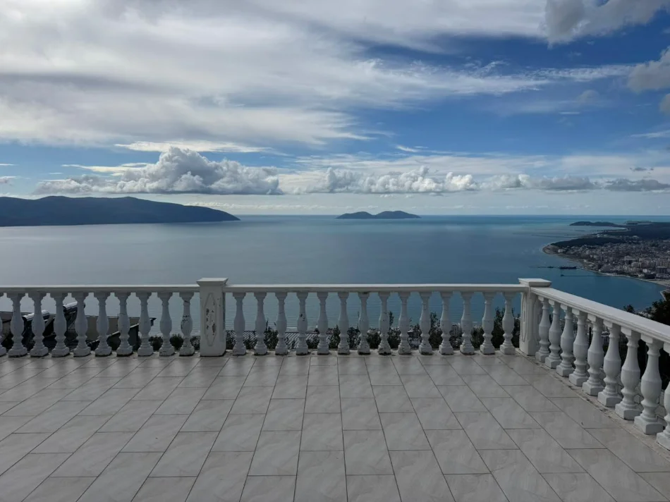 Vlore, jepet me qera Vile 3+1+Ballkon Kati 2, 1.500 € 