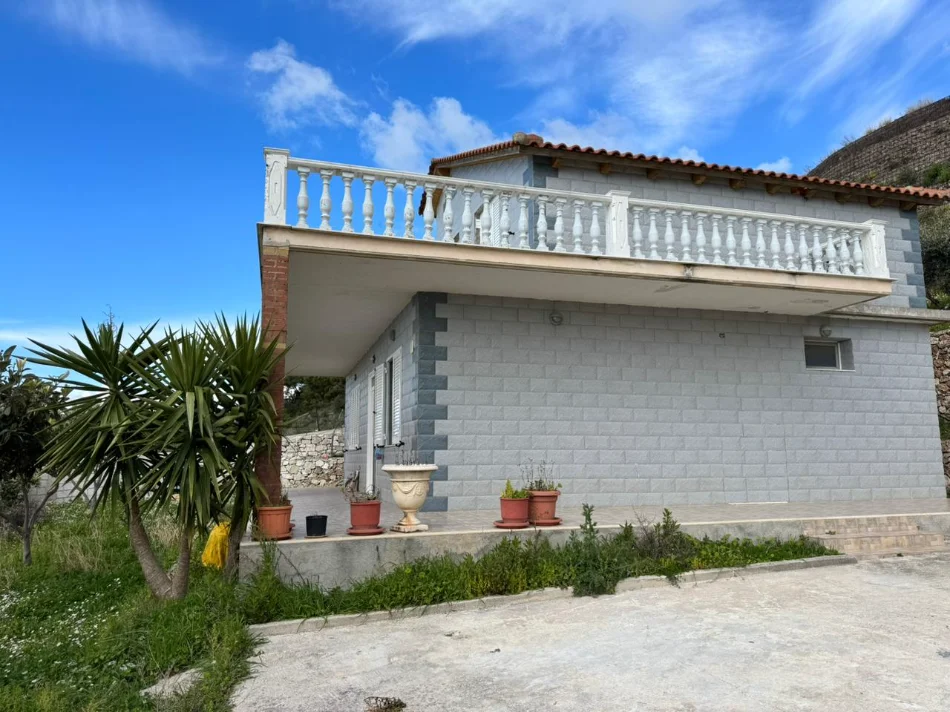 Vlore, jepet me qera Vile 3+1+Ballkon Kati 2, 1.500 € 