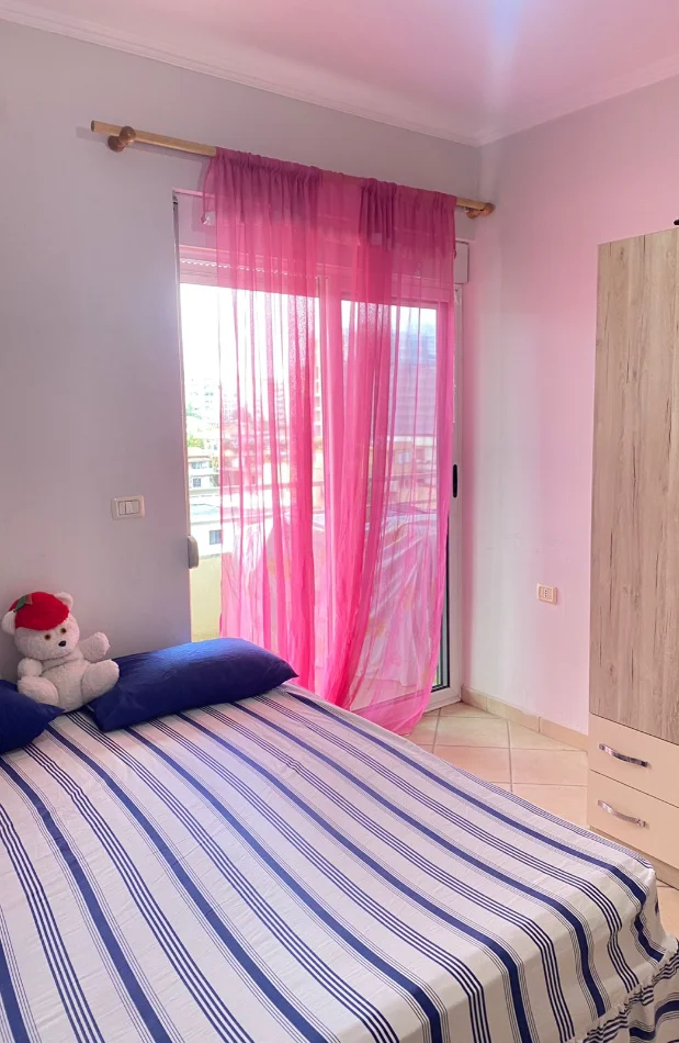 Tirane, shitet apartament 2+1+Aneks+Ballkon Kati 4, 157 m² 190.000 € (Prane Ozonit rrethrrotullimi Astir)