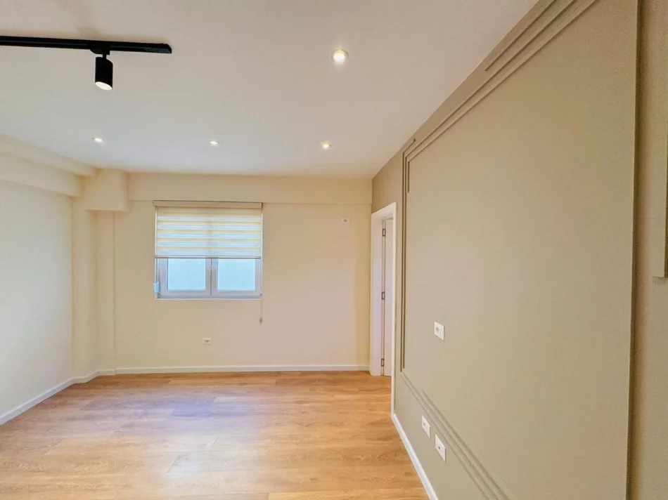 Tirane, shes apartament 1+1 Kati 3, 35 m² 125.000 € (Myslym Shyri)