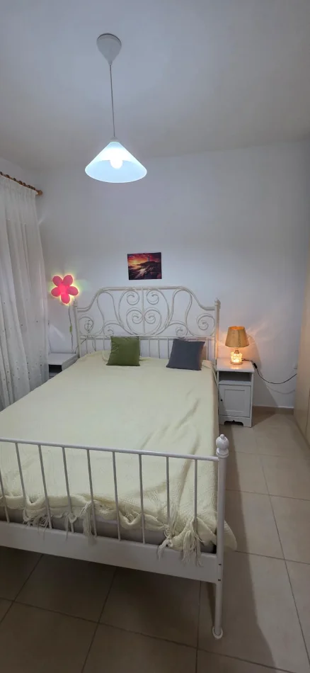 Tirane, shes apartament 1+1 Kati 8, 45 m² 105.000 € (Fusha e aviacionit)