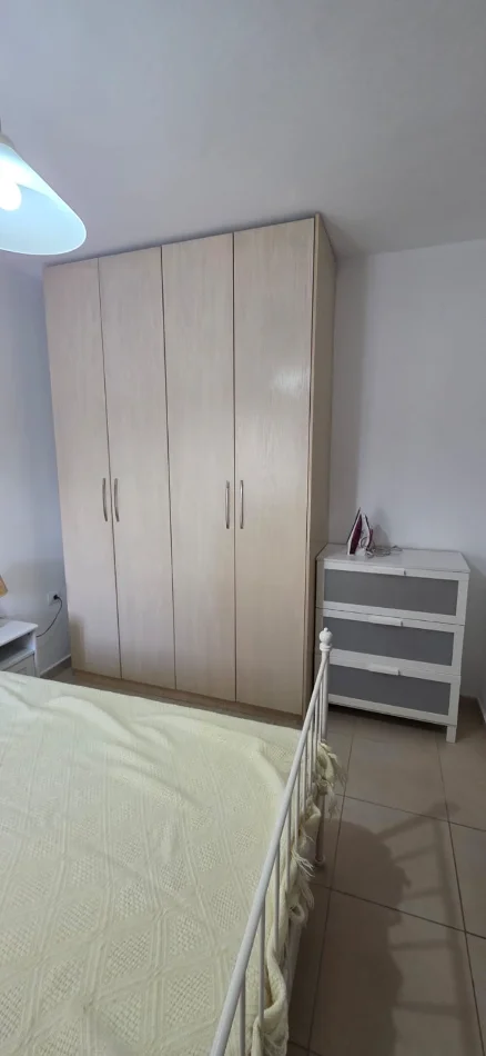 Tirane, shes apartament 1+1 Kati 8, 45 m² 105.000 € (Fusha e aviacionit)