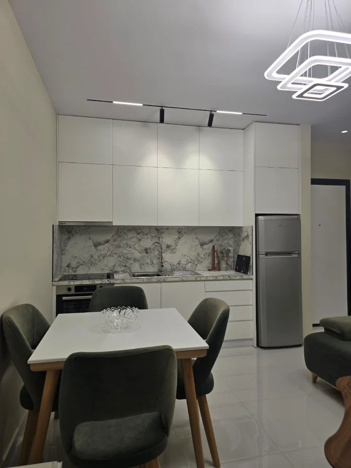 Tirane, jepet me qera Apartament 1+1+Ballkon Kati 5, 70 m², Çmimi 450 Euro, (Tek Univers City, Tiranë)