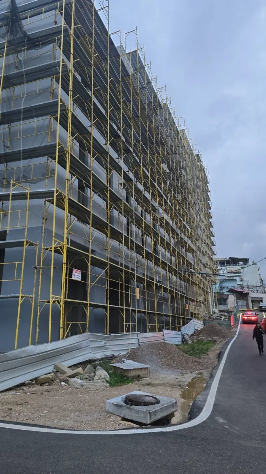 Tirane, shitet apartament 2+1+Ballkon Kati 6, 121 m² 157.000 € (ali dem)