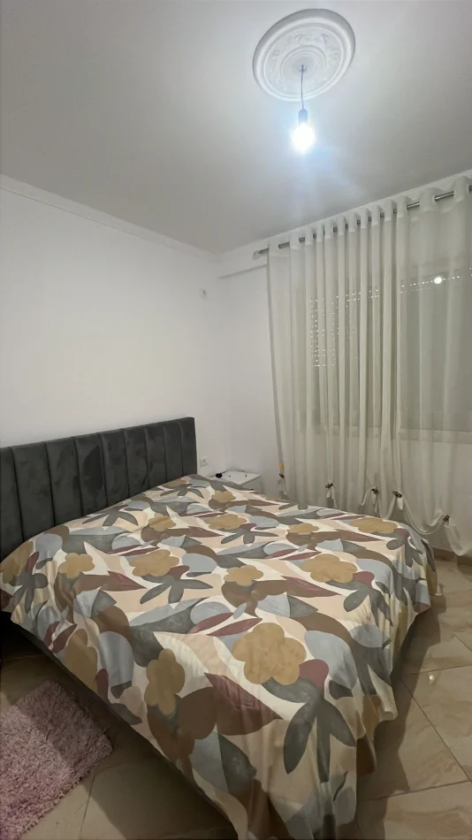 Durres, jepet me qera apartament 1+1 Kati 2, 350 € (Plazh)