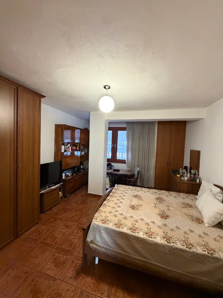 Tirane, shitet apartament 2+1 Kati 2, 100 m² 220.000 € (Zogu i Zi)