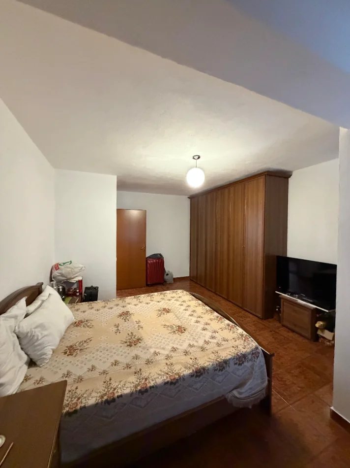 Tirane, shitet apartament 2+1 Kati 2, 100 m² 220.000 € (Zogu i Zi)