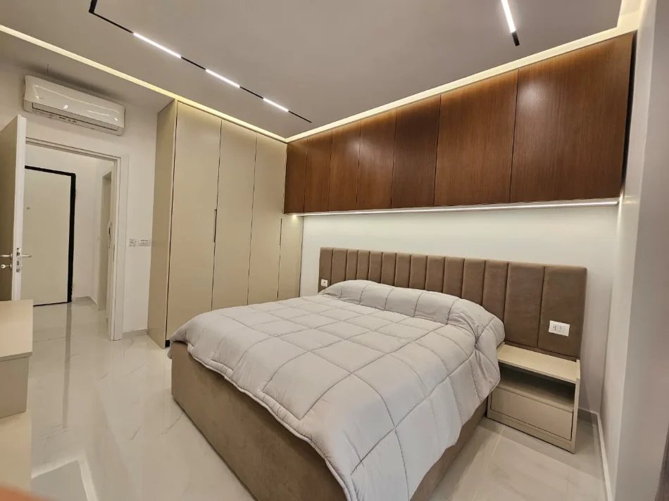Tirane, jepet me qera apartament 1+1 Kati 6, 78 m² 800 € (Zogu I Zi)